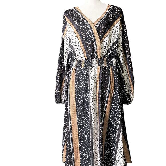 BloomChic Dresses & Skirts - NWT Bloomchic Women's Midi Dress With Geometric Print - Size US 14-16